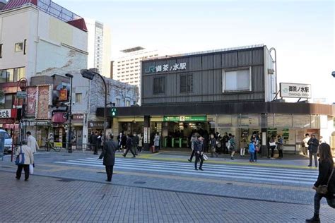 御茶ノ水駅 周辺 で見つけた、時間が逆流するカフェ